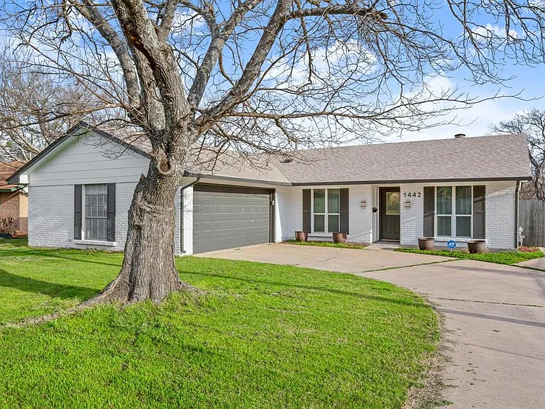 1442 Norseman Ter — Photo 4