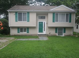 64 Meadow Sweet Trl, Saunderstown, RI 02874