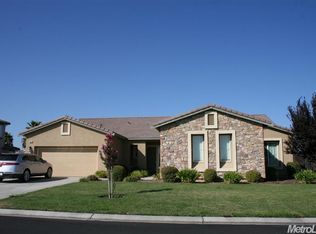 14015 Spyglass Cir, Chowchilla, CA 93610