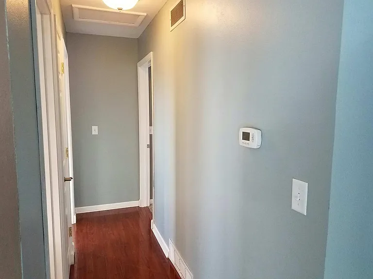 House- NW — Photo 8