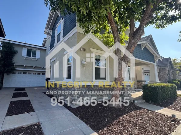 7986 Barnstormer Ct, Chino, CA 91708