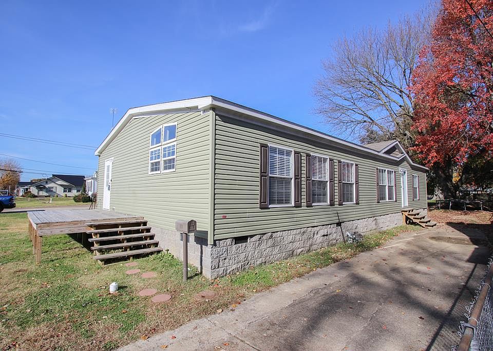 1st image of 709 E 21st St