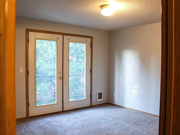 38368 Hood St — Photo 32