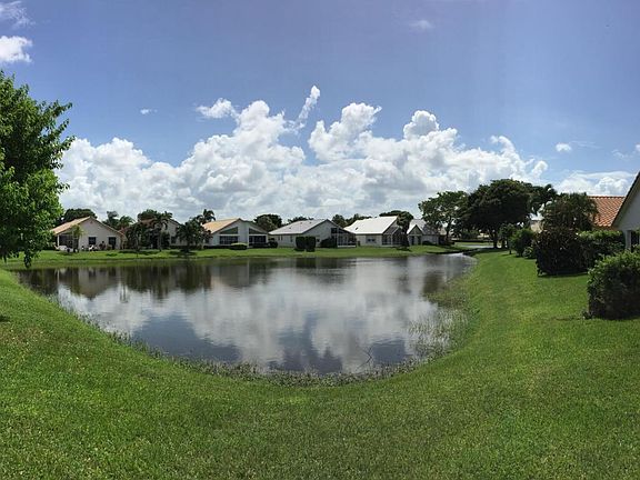 2nd image of 12111 Bay Club Dr
