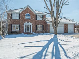 621 Arbor Haven Dr, Ballwin, MO