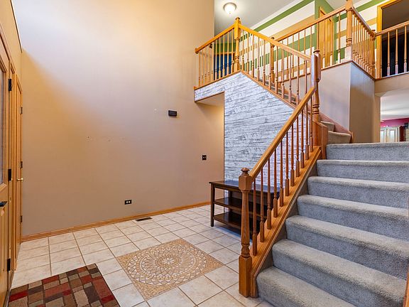 3rd image of 1848 Maple Glen Dr