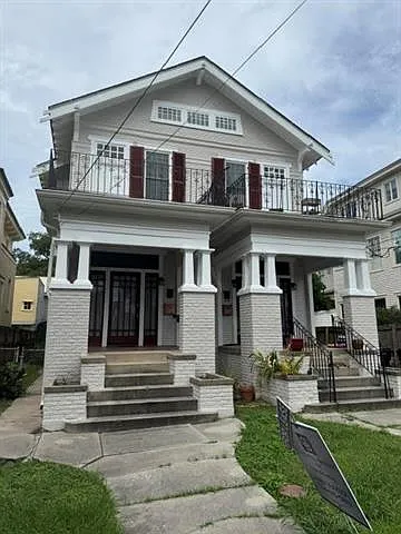 3 bed, 2.0 bath, 1800 sqft, $2,650 — Photo 2