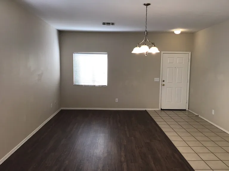 5706 E Forge Cir — Photo 8