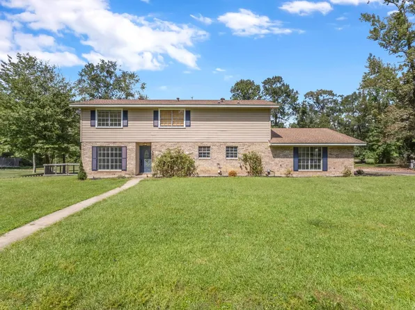 311 Willow Oak Ln, Silsbee, TX 77656