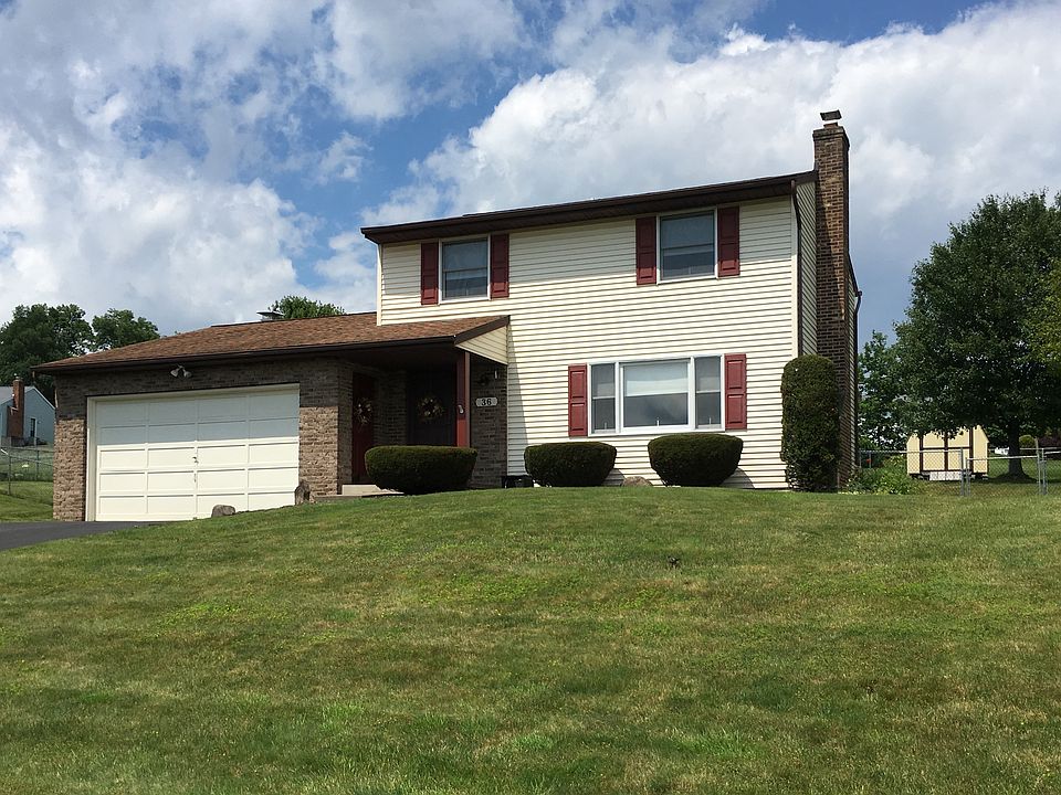 1st image of 36 Green Meadow Ln