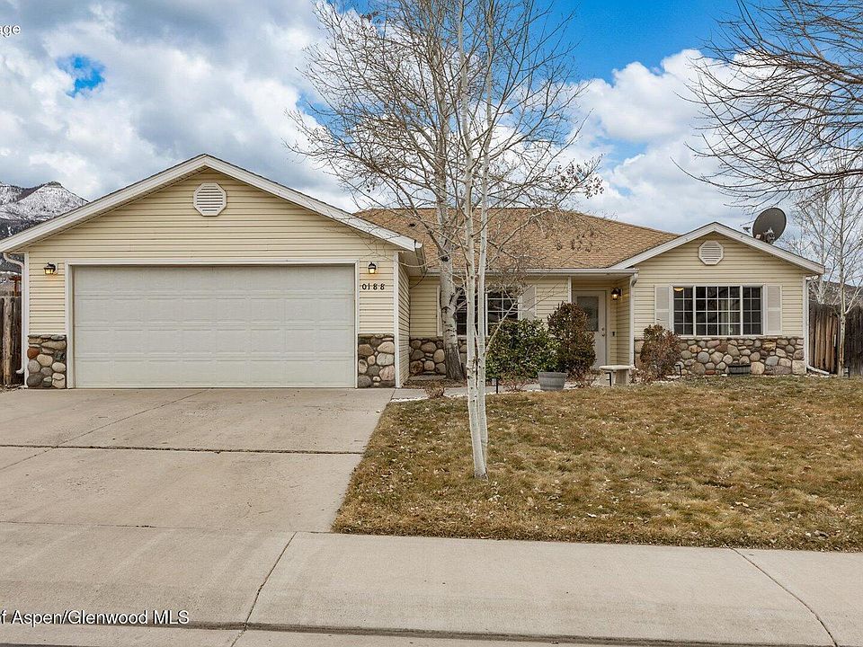 1st image of 188 Cliff View Cir