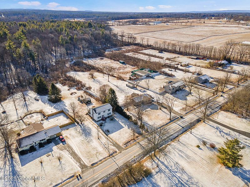 3rd image of 572 Clark Road