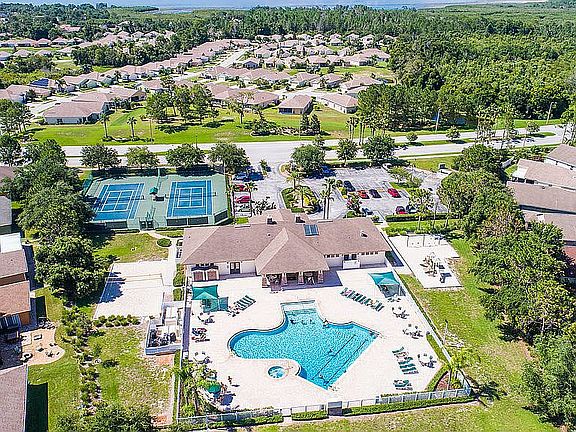 2nd image of 2447 Wood Pointe Dr