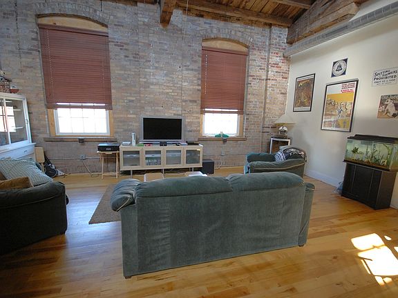 2nd image of 2135 E Susquehanna Ave APT 2F