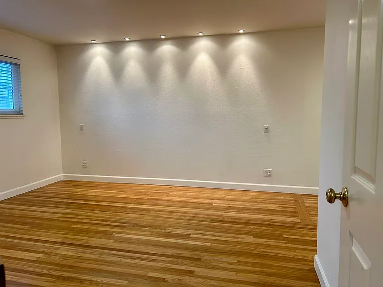 2611 Donegal Ave — Photo 14