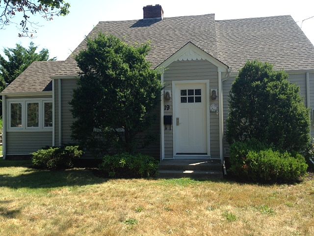 19 Cherry Avenue
W. Sayville