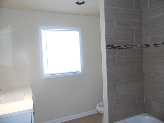 5th image of 11749 S Sacramento Dr