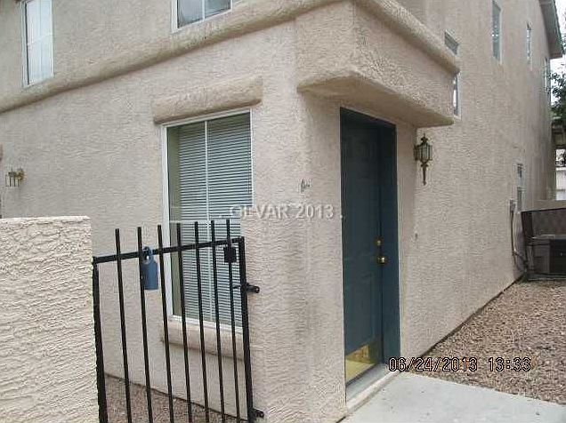 1st image of 16 Belle Crest Ct