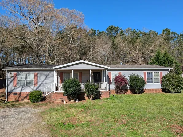 202 Belle Oaks Dr W, Greenwood, SC 29646