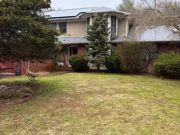 316 Walnut Plain Rd, Rochester, MA 02770
