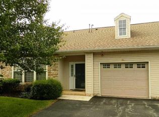 105 Crestview Ln, Stewartstown, PA 17363