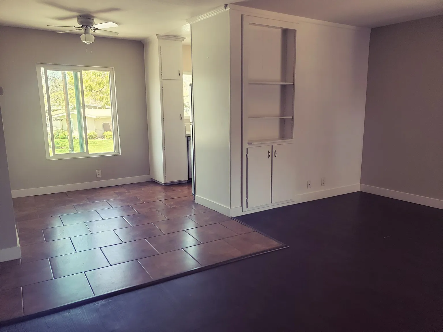 2 bed, 880 sqft, $2,280 — Photo 4