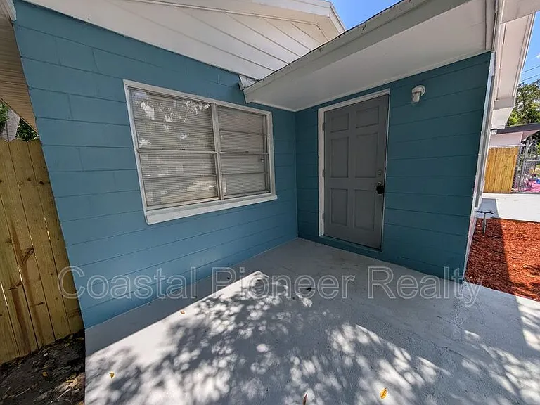 3721 N Whittier St — Photo 7