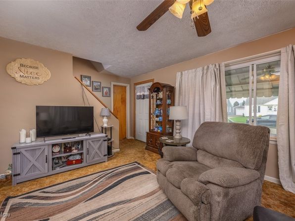 1152 Rockwood Ave SW, Canton, OH 44710