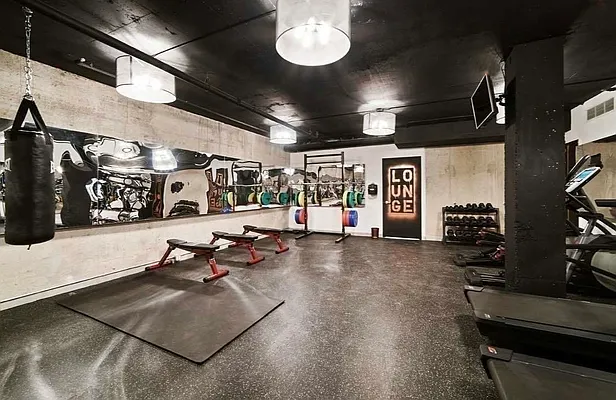 Rented by ERNY LLC | media 65