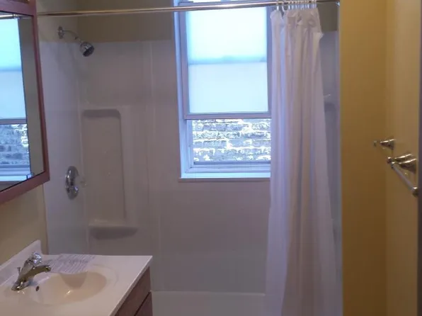 2254 W Addison St #2, Chicago, IL 60618