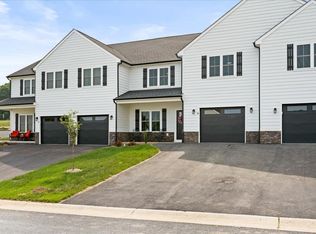 8 Ashwood Ln, Staunton, VA