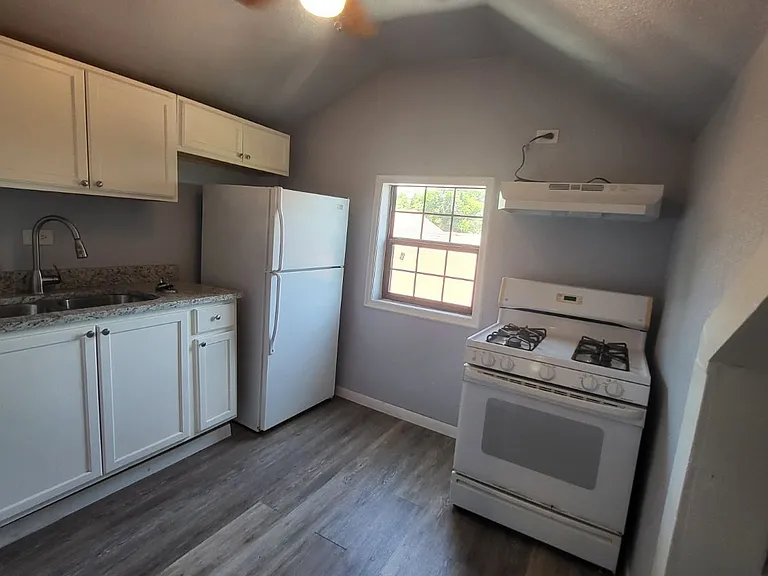 127 Sandmeyer St #7 — Photo 10