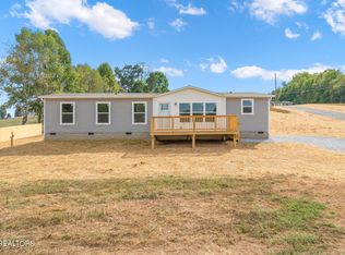131 J McCauley Rd, Sweetwater, TN 37874