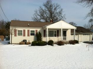 432 Burt Cir, Lewiston, NY 14092