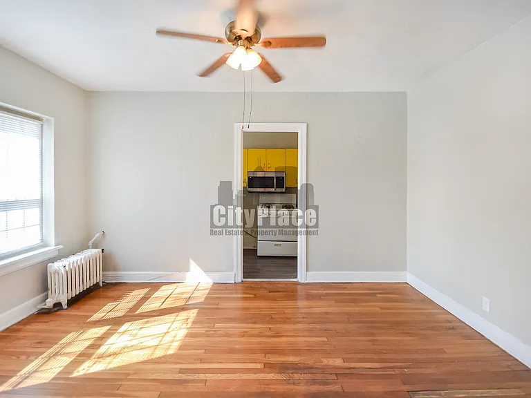 3541 N Meridian St — Photo 21