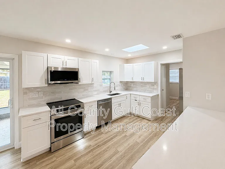 219 Glen Oak Rd — Photo 4