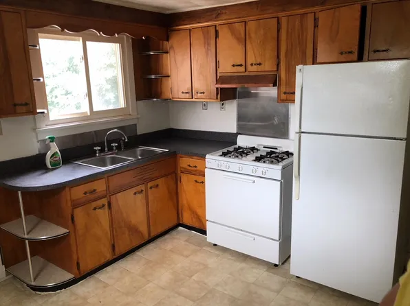 203 3rd Ave, Altoona, PA 16602