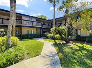 2663 Sabal Springs Cir APT 205, Clearwater, FL 33761