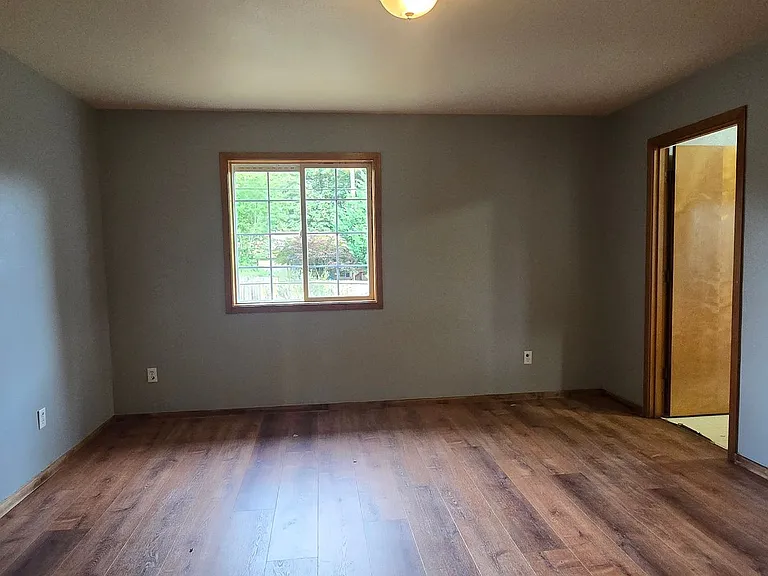 11 E Eld Pl — Photo 10