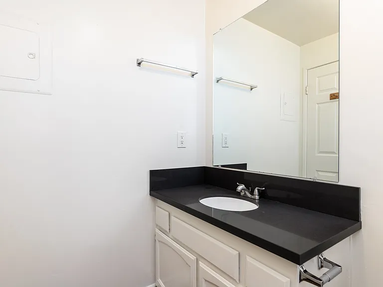 5628 Colfax Ave #5 — Photo 15