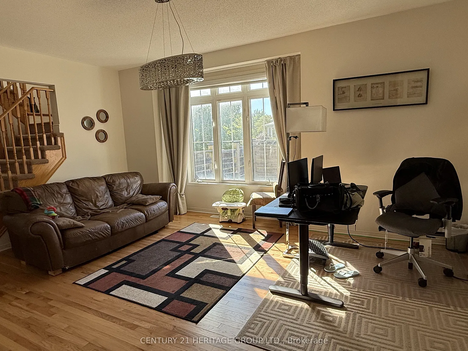 4 bed, $2,900 — Photo 4