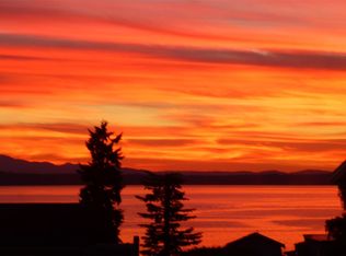 817 Driftwood Ln, Edmonds, WA 98020