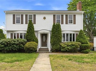 43 Isabella Ave, Providence, RI 02908