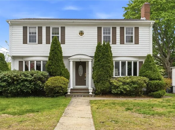 43 Isabella Ave, Providence, RI 02908