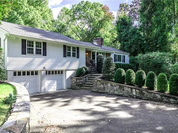 190 Skymeadow Drive, Stamford, CT 06903
