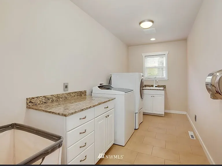 11539 16th Ave NE — Photo 11