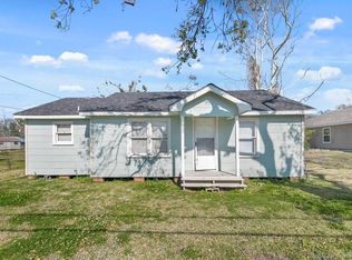 813 Tallow Rd, Lake Charles, LA 70607