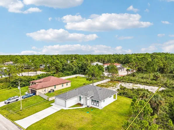 808 Congress Ave, Lehigh Acres, FL 33972