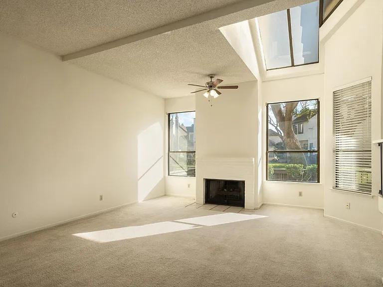 2890 Huntington Blvd #149 — Photo 5