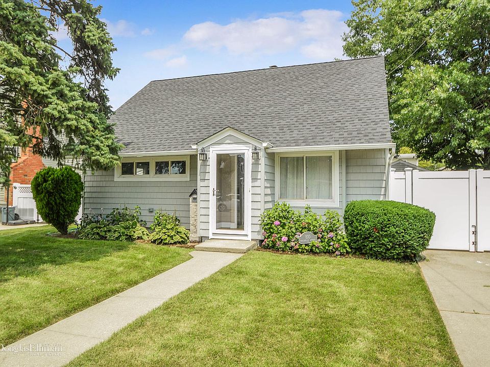 1st image of 810 Mirabelle Ave